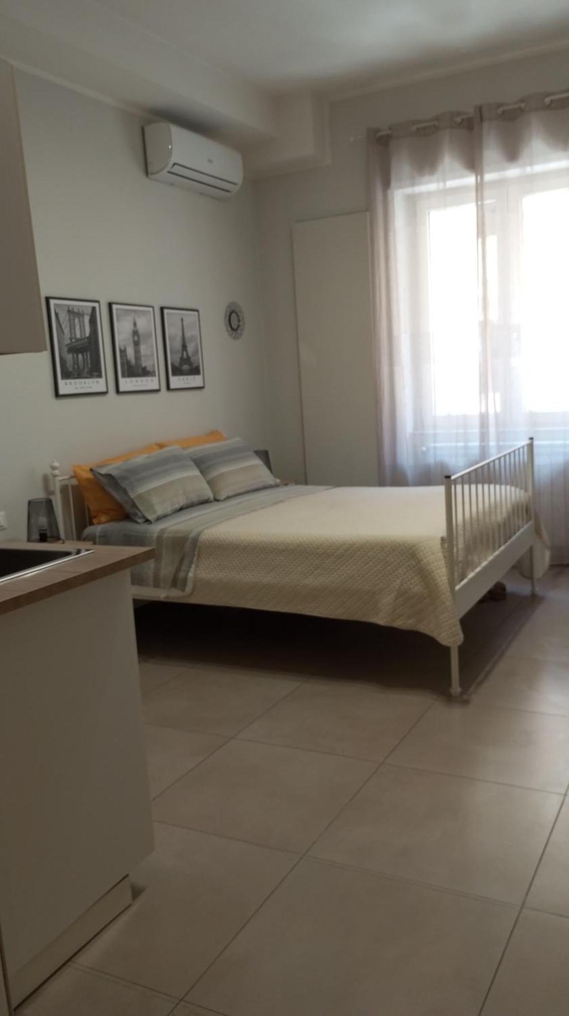 Holidaystudio Appartamento In Centro Salerno Zewnętrze zdjęcie