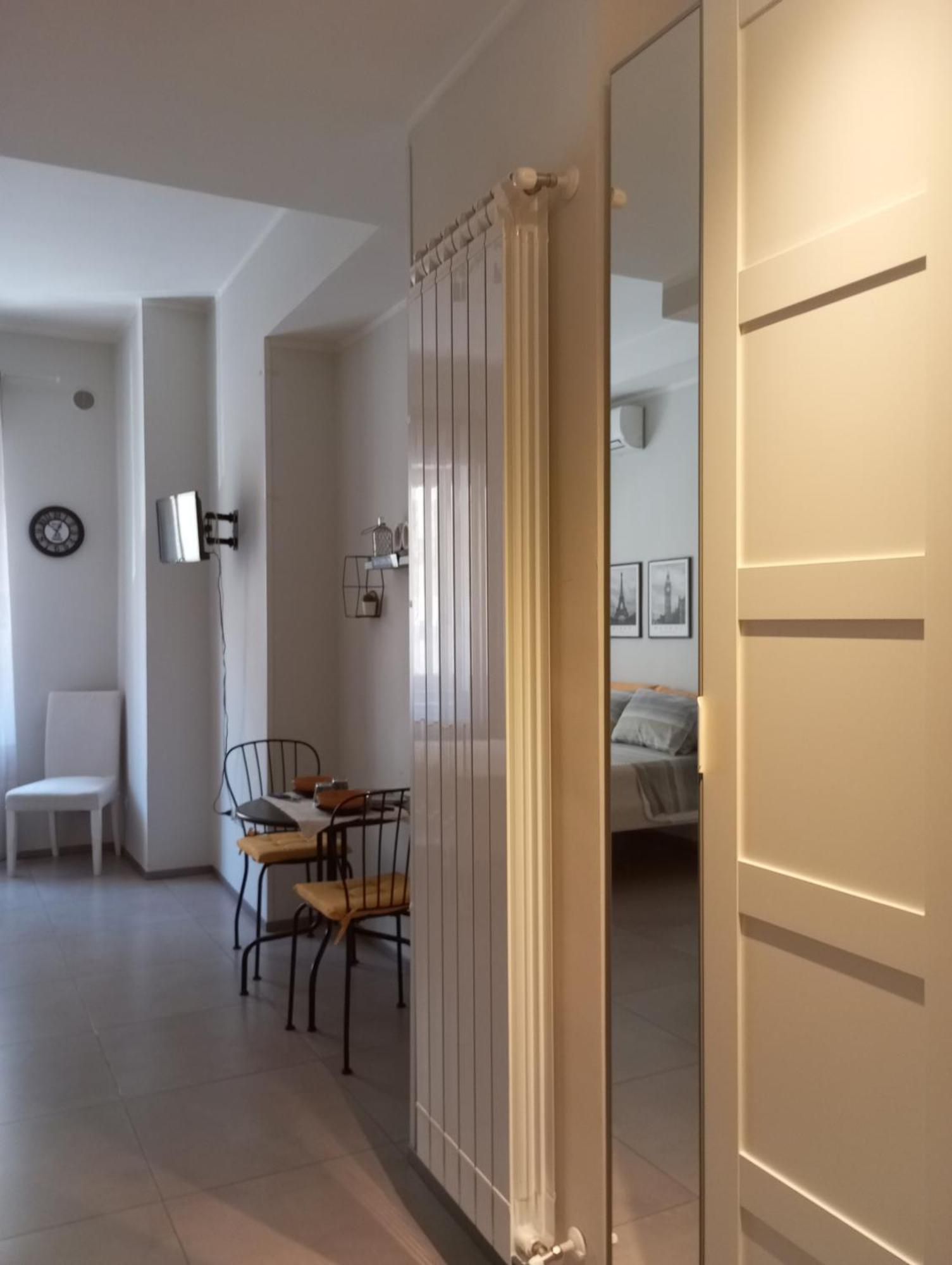 Holidaystudio Appartamento In Centro Salerno Zewnętrze zdjęcie