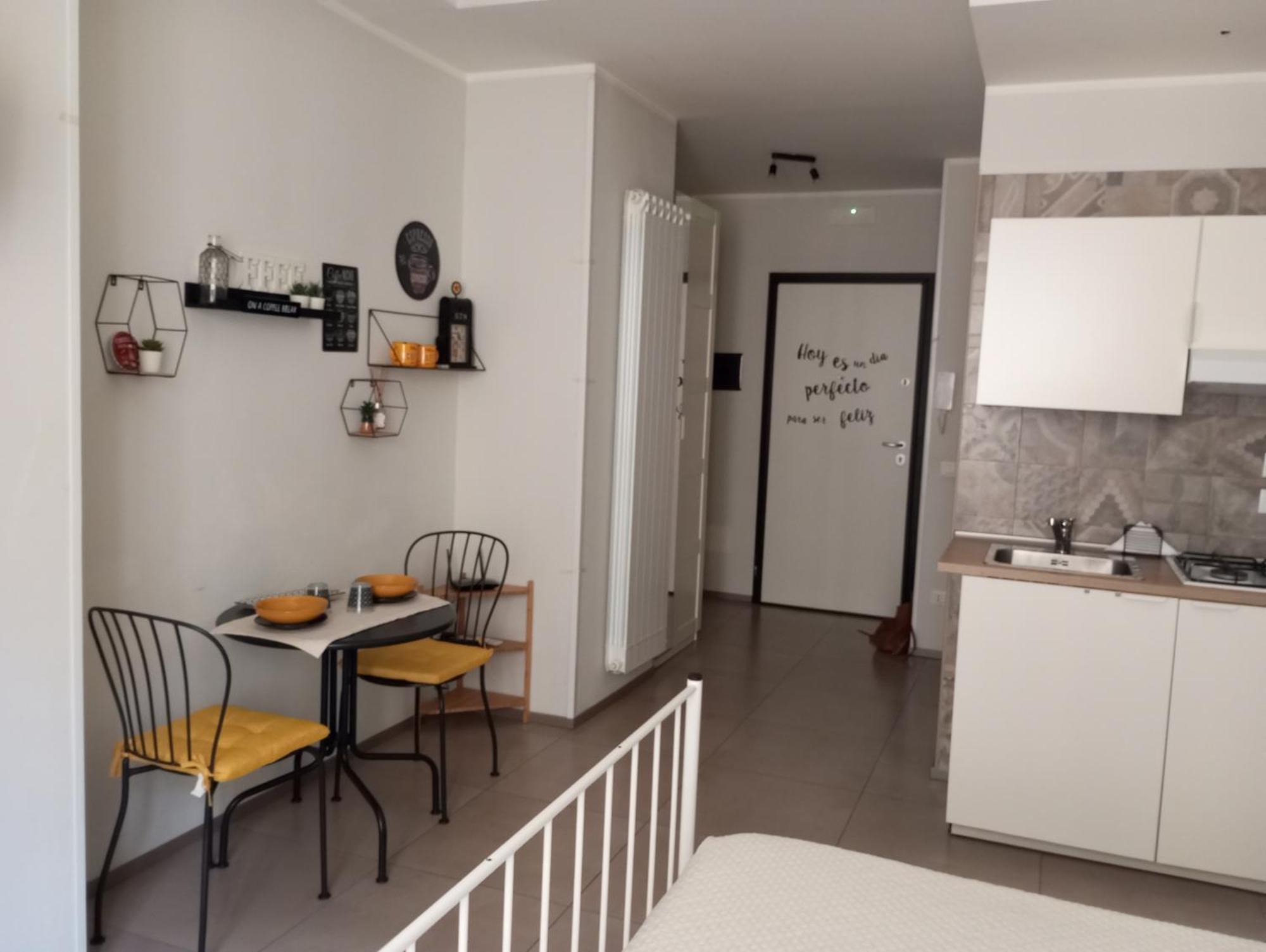 Holidaystudio Appartamento In Centro Salerno Zewnętrze zdjęcie